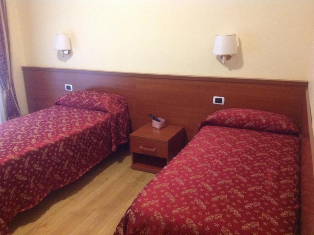 Hotel Residenza Fermi Roma Habitación foto